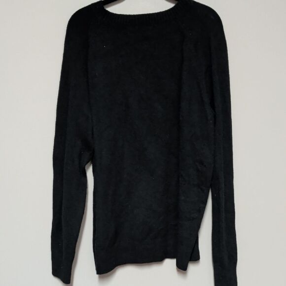Amazon Essentials Black Knit Pullover - Picture 5 of 6